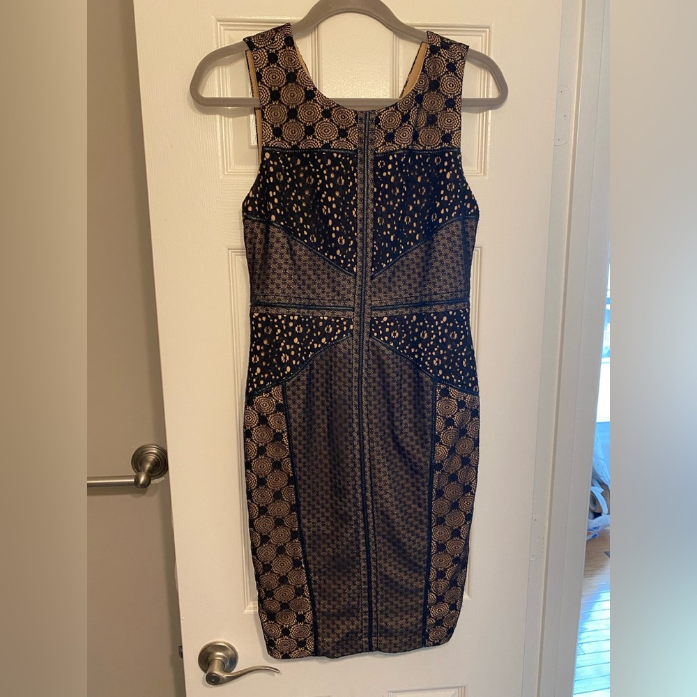 Beautiful work or wedding guest dress.